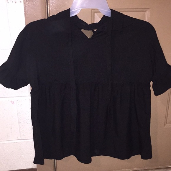 blouse - Picture 2 of 2